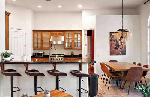 West Sedona House | NEW Heated Pool & Outdoor Fun: HotTub,Games & More