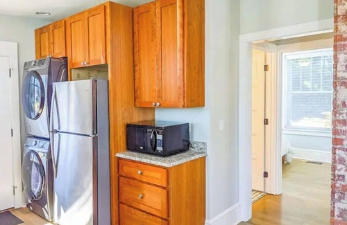 Brevard House | NEW! Historic Downtown. Tannery House, 2bedr