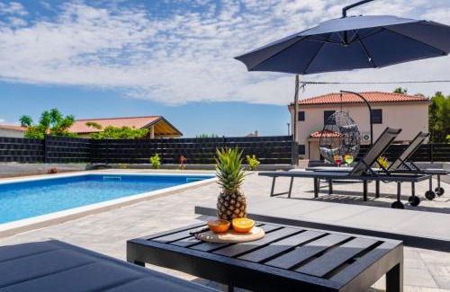 Vir Villa | NEW! Holiday Home in Vir with private pool - TA Leut Agency