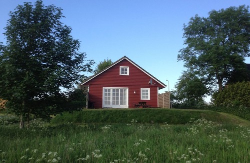 Hude House | New holiday home with a view of the Treene river