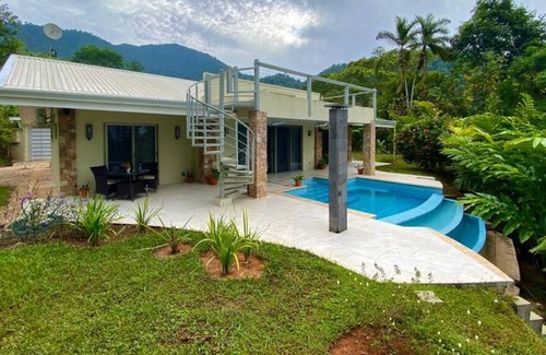 Ciudad Cortes House | New home nestled between beach and mountains with 360° views and infinity pool