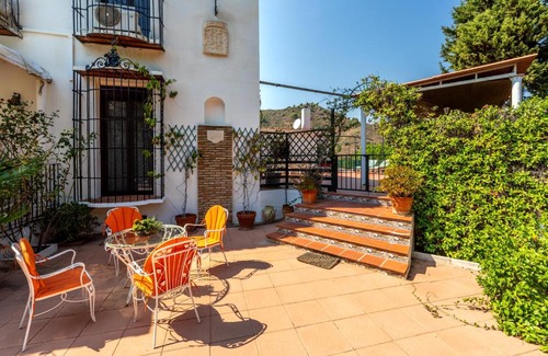 Malaga-Este House | New House in Malaga Nature