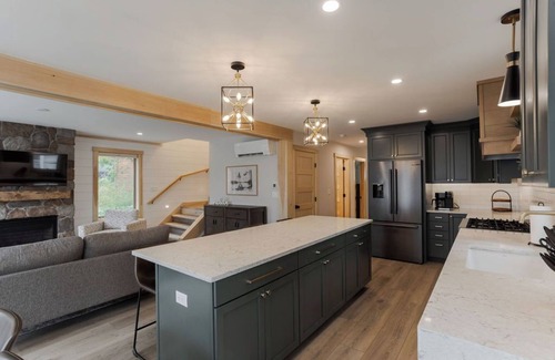 South Casco House | New House on Big Sebago w/Private beach & dock!