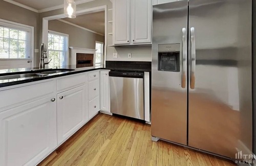 Powder Springs House | New huge home Minutes from ATL airport and 10 mins from Six flags and much more