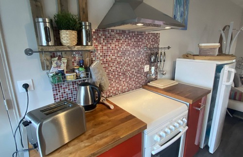 Amboise Apartment | New in AMBOISE - Chanteloup cottage with courtyard - 2 pers