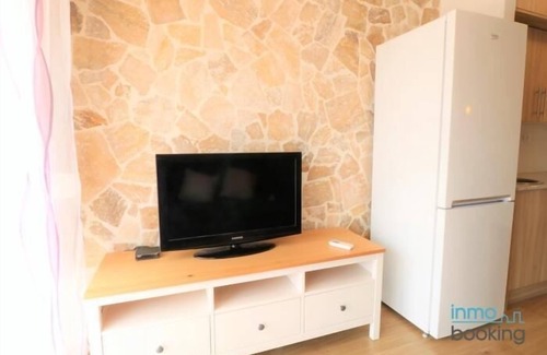 Vilafortuny Apartment | New international Loft, air-conditioned with pool and beach.