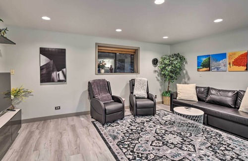 Mirrormont Apartment | NEW! Issaquah Getaway: Backyard Oasis w/ Hot Tub!