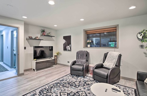 Mirrormont Apartment | NEW! Issaquah Getaway: Backyard Oasis w/ Hot Tub!