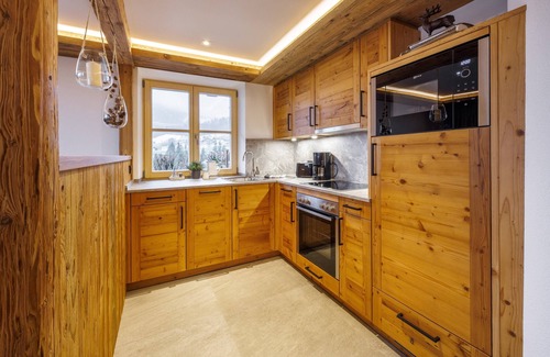 Ruhpolding Apartment | NEW - Kienberg 50 sqm, balcony or terrace, kitchen, 1 bedroom, 1 bed-sitting room, WLAN