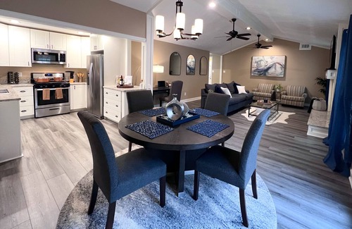 Norcross House | NEW! King Bed, Fire Place, Near ATL W/Patio