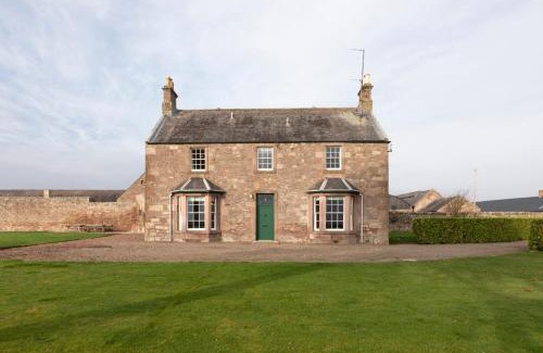 Berwick-upon-Tweed House | New Ladykirk Farmhouse