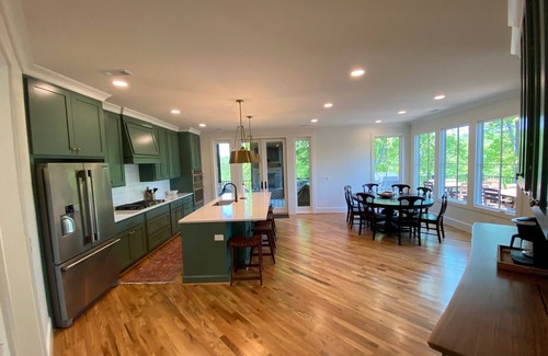 Seneca House | New Lake House Overlooking Hartwell, Campus, and the Clemson Experimental Forest
