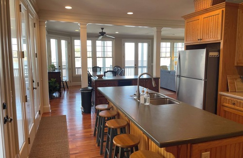 Gold Nugget Point House | New! Lakefront, family-friendly 7-bedroom home, big water view, volleyball court