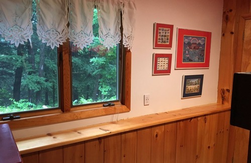 Moretown House | New Listing: 4 BR, 2 bath newly renovated, minutes from Sugarbush/Mad River Glen