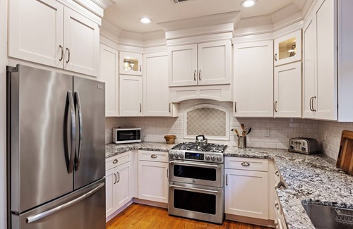 Vanderhorst Plantation House | New Listing! Beautiful 3BR Kiawah Home! Dog Friendly!