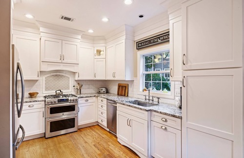 Vanderhorst Plantation House | New Listing! Beautiful 3BR Kiawah Home! Dog Friendly!