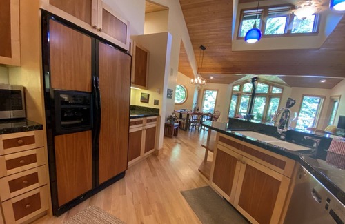 Dunes City House | *NEW LISTING* Beautiful Lake Front Home w/Hot Tub. Close to Downtown Florence and Dunes