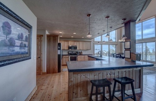 Lead Ski Chalet | NEW LISTING! Blackmoon 3 BR Chalet at Terry Peak with Outdoor Hot Tub - Sleeps 16 by RedAwning