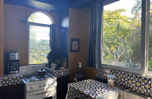 Manzanillo House | New Listing - Casa Azul, 2 bedroom, 2 bathroom, rooftop patio with ocean view
