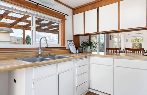 Clinton House | NEW LISTING! Ferry Vacation Rental by RedAwning