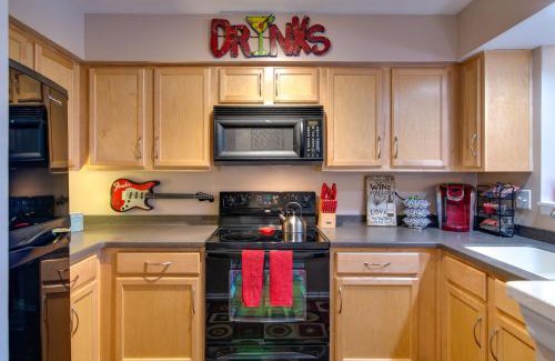 North Capitol Apartment | NEW LISTING GORGEOUS Downtown Nashville on the River Walk to ALL #2
