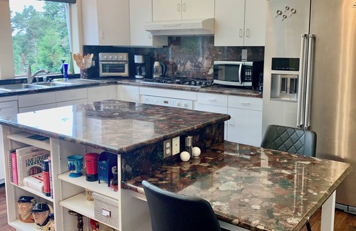 Jacoby Creek House | 🌲🌳New Listing! Gorgeous Golf Course Views, Lovely Spacious and Private home!