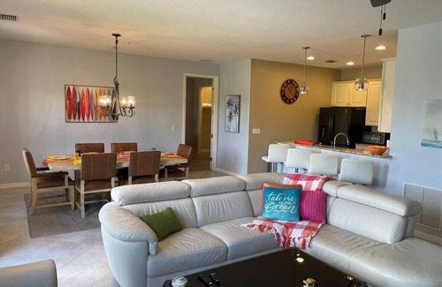 Fort Myers Condo | NEW LISTING! Ground level condo, 2 King Bdrm w/2 Ensuite Bathsnnnnnnn