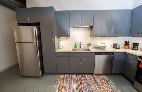 Pinch District Condo | ⭐️New Listing⭐️ Luxurious Condo Downtown Memphis