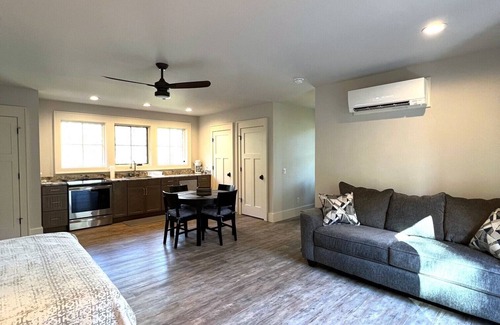 Glenville Apartment | New Listing! Peaceful Studio Garage Apartment - Chinquapin AMENITIES INCLUDED