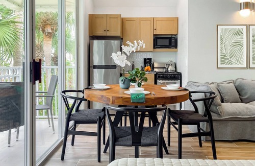 Crystal Beach Condo | New Listing! Pool & Beach Service Included!