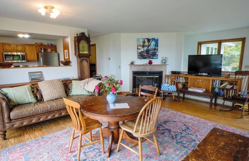 Peaks Island House | New Listing - Private Oceanfront Property on Peaks Island, Maine - Sleeps 8