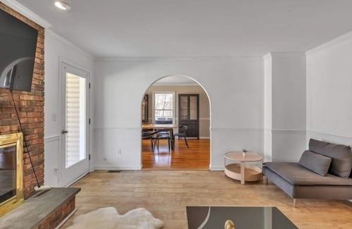 Putnam Valley House | NEW LISTING! Putnam Valley Estate 4BR - Hot Tub Fireplace by RedAwning