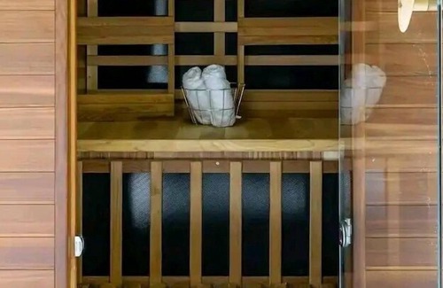 Putnam Valley Apartment | NEW LISTING! Putnam Valley Estate 1BR - Hot Tub Sauna Firepit by RedAwning