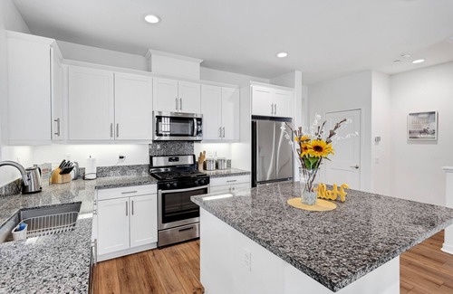 Claremont House | NEW LISTING! Townhouse Retreat with Outdoor Bliss by RedAwning
