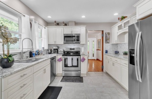 Orange Villa | NEW LISTING! Tranquil Lakefront Villa Retreat on Lake Orange by RedAwning