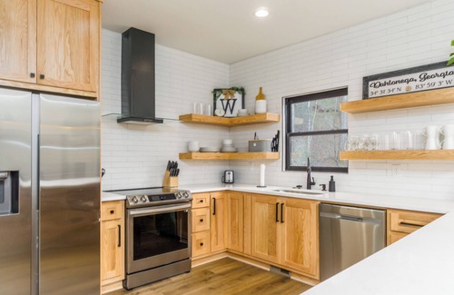 Dahlonega Cabin | New Listing! Two Creekside Cabins-Sleeps 14/Creek/Fire-Pit/Hot Tub!