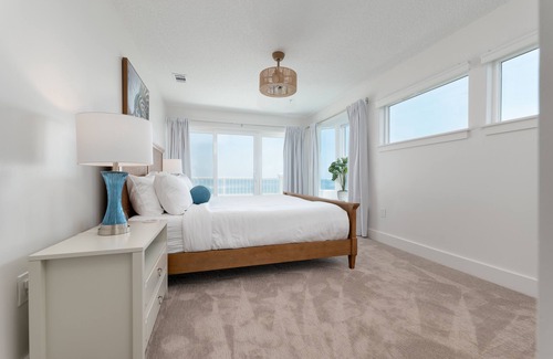 Jacksonville Beach Hotel | New Listing | Boutique Hotel | 1-BR Oceanfront - F