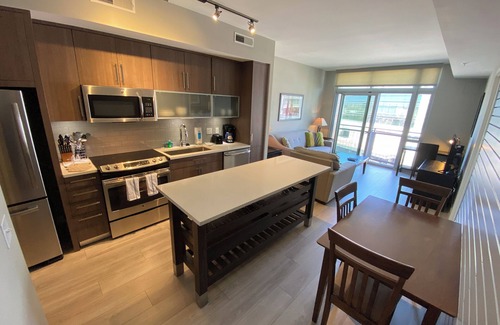 Navy Yard Apartment | NEW Listing Walking distance to Navy Yard-Ballpark