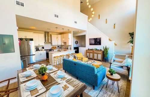 Communipaw House | NEW Luxe 3BR Rooftop Retreat Min to NYC/Manhattan and EWR aiport/Metlife