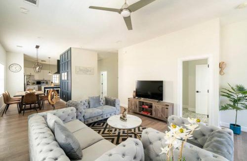Greater Heights House | New Luxurios & Modern 3 BR Villa in the Heights