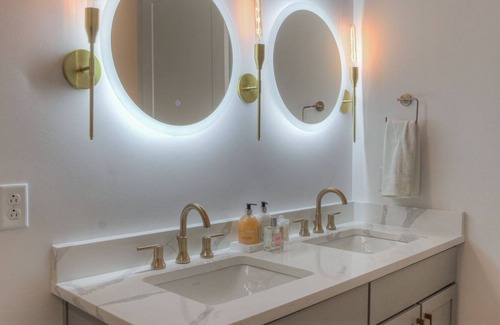 Maxwell Condo | New luxurious Condo Centrally Located in the Heart of East Nashville