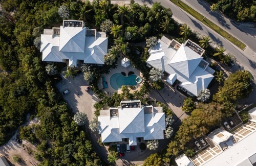 Leeward Settlement Condo | NEW! Luxury 1-Bed Condo in Upscale Gated Community !