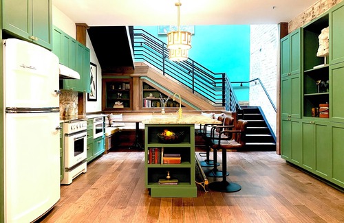 Downtown Chattanooga Condo | NEW luxury 2-story loft in heart of walkable, historic Southside neighborhood