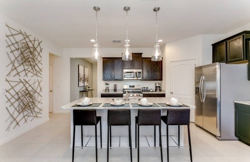 Sunridge Woods Villa | New Luxury 6 Bedroom 4.Bath Solterra Home With Spa On Solterra Resort With High End Furnishings