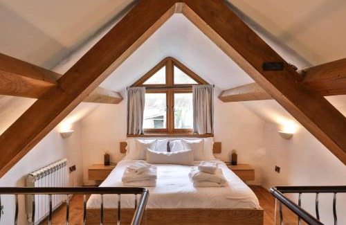 North Buckland House | NEW Luxury Devon Barn Conversion
