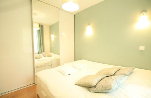 L'Hay-les-Roses Villa | New Luxury - Entire Villa - AC - Climatisation - Private Parking - Fully Equipped - From 1 to 6 guests
