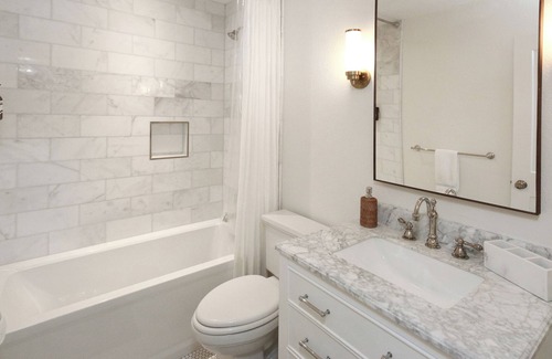 Golden Beach Estates House | NEW! Luxury sun-filled home w/ private pool - 5 min walk to the beach!