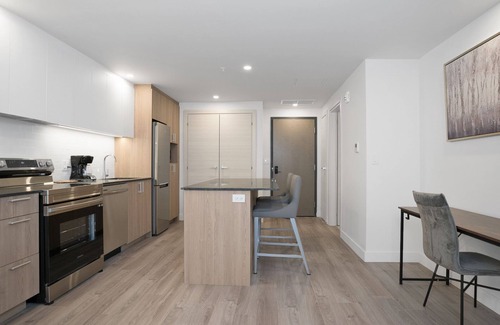 Quartier des Spectacles Apartment | New Luxury Unit in Heart of MTL 911 | Metro access