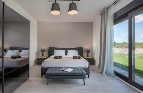 Butkovici Villa | New! Luxury Villa Epic 8 - 50 m2 pool, in Istria
