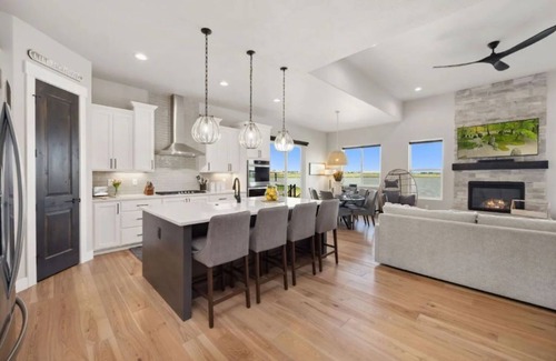 Centerra House | New Luxury Waterfront with Views!